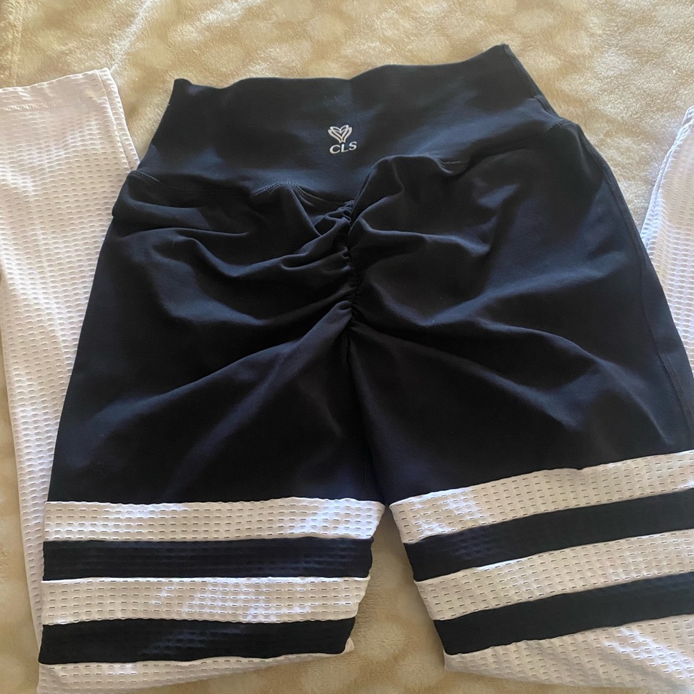 Celestial Bodiez Black and White Leggings